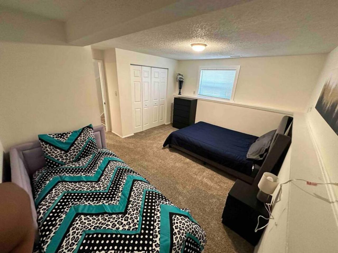 Escape To Tranquility In Our Spacious 4-bedroom Retreat Charlotte